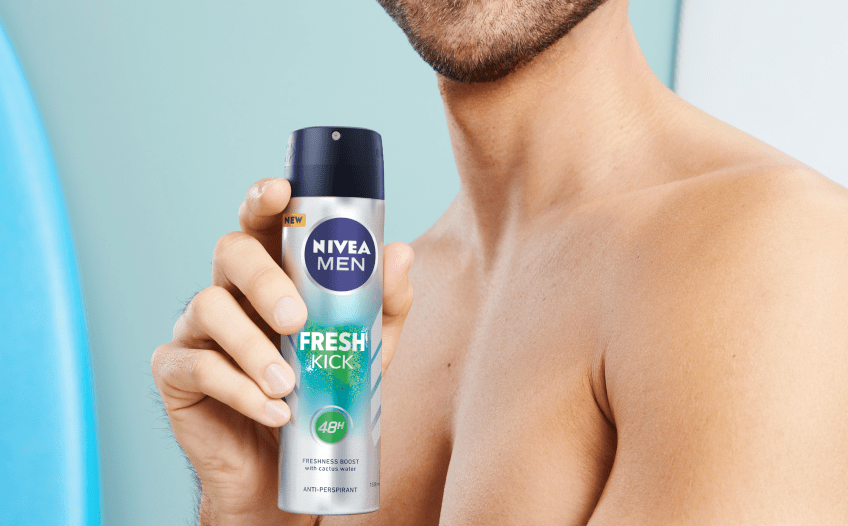 Zachowaj świeżość! Wybieramy najlepsze dezodoranty i antyperspiranty dla  mężczyzn | hebe.pl